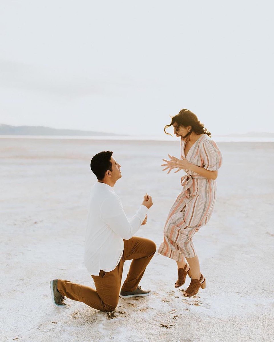 WeddingWire's tweet photo. Kai proposed to Aubree with her grandmother's ring during a photo session!💕💍 If you couldn't tell by the jump and epic hug... she said "YES!" 
{Maree Miraglia Photography} https://t.co/cNy7xL92yt