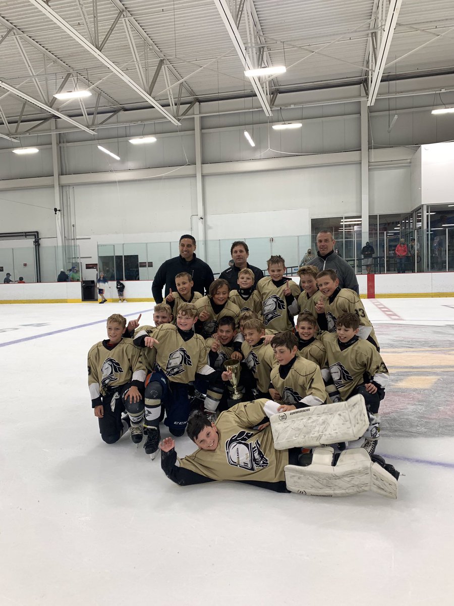 BlueLineElite's tweet photo. The @NHKnightsHcky are the 2010 Division KCup champions!! They win against the @bostonjrwhalers in the finals. Great works boys! https://t.co/zS35kGut5q