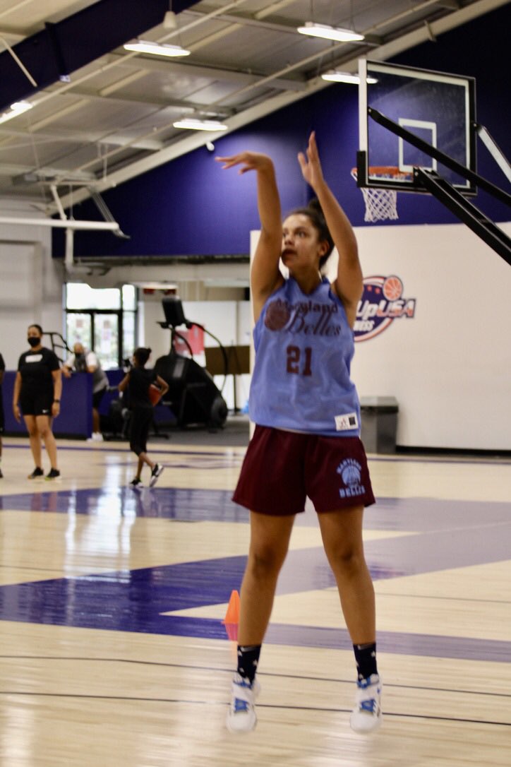 MDBelles2021's tweet photo. Believe every shot is going in 🌟 #ShooterMindset https://t.co/EdkU1J2kh3