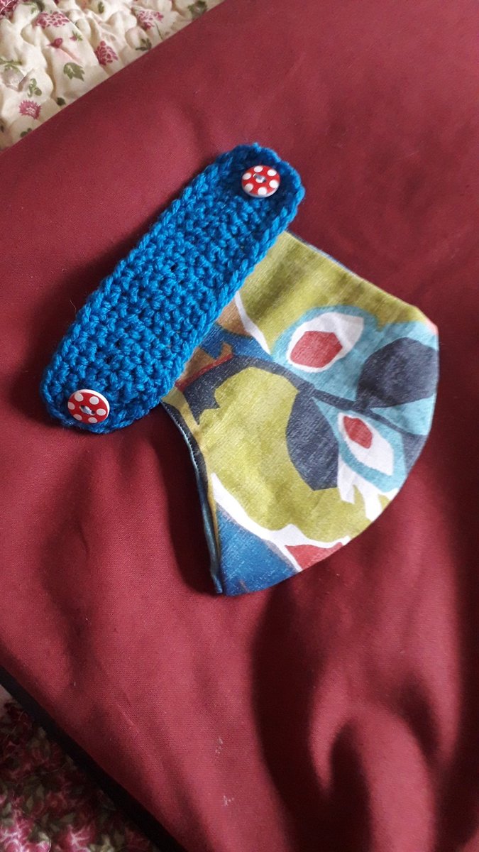 Dungarvan2018's tweet photo. Thank you to all our people sewing masks for our Oap's &amp; vulnerable in the Community free of charge. Over 300 masks out to date @MarieCa09044843 @MLaveryIFJ @HelenMcInerney5 https://t.co/BMmLvtt2tJ