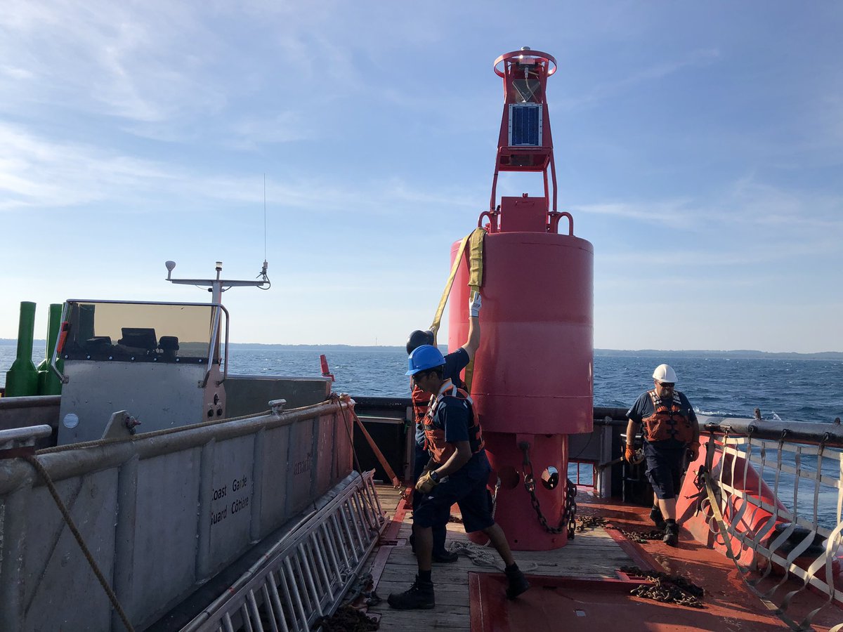 cropperandy2's tweet photo. Changed a Buoy off of Port Elgin today. First time seeing the Bruce from this direction. Always a great time in the Bruce! https://t.co/en0jq2Zv5M