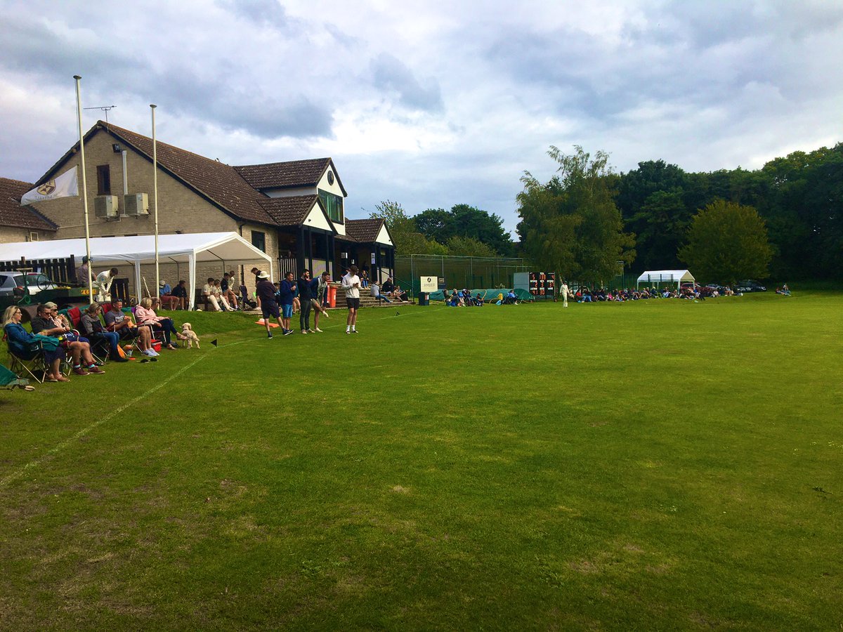 CumnorCricket's tweet photo. ๐๐ชItโs a win for The Bears๐ช๐
๐Great result at Park Field in round 1 of the #NVKO winning by 78 against @OxfordDowns ๐
๐Fantastic support all day, and well played Downs! Roll on Round 2 next weekend against @TiddingtonCC ๐
#YouBears ๐ป https://t.co/AL0tvf5tos