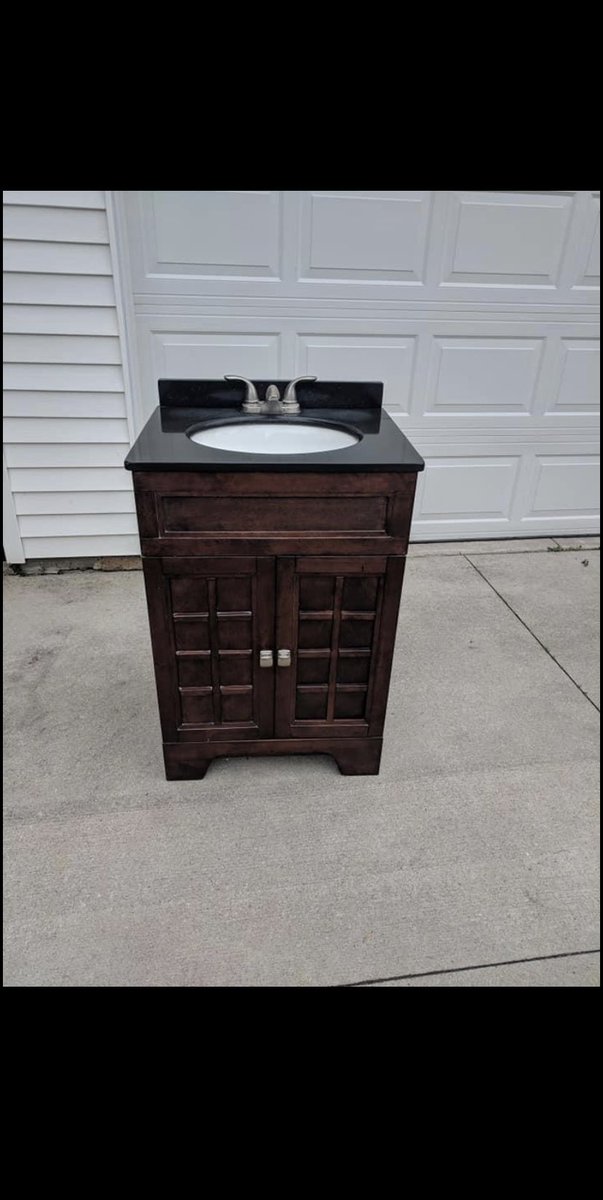 jshoey's tweet photo. @toyfolio Found a bathroom sink and vanity on the side of the road. Flipped it on Facebook marketplace for $100! https://t.co/X9TSwm4Ewt