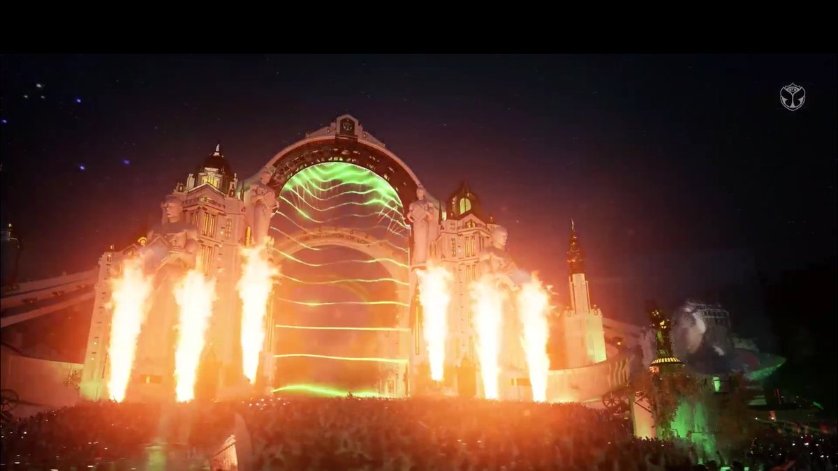 MXTomorrowWorld's tweet photo. Tiësto ahora me el MainStage de #Tomorrowland increíble inicio de set de esta leyenda en Tomorrowland Around The World. 🔥❤️😎🙌🏻 #Tomorrowland2020 https://t.co/82METFgZrn