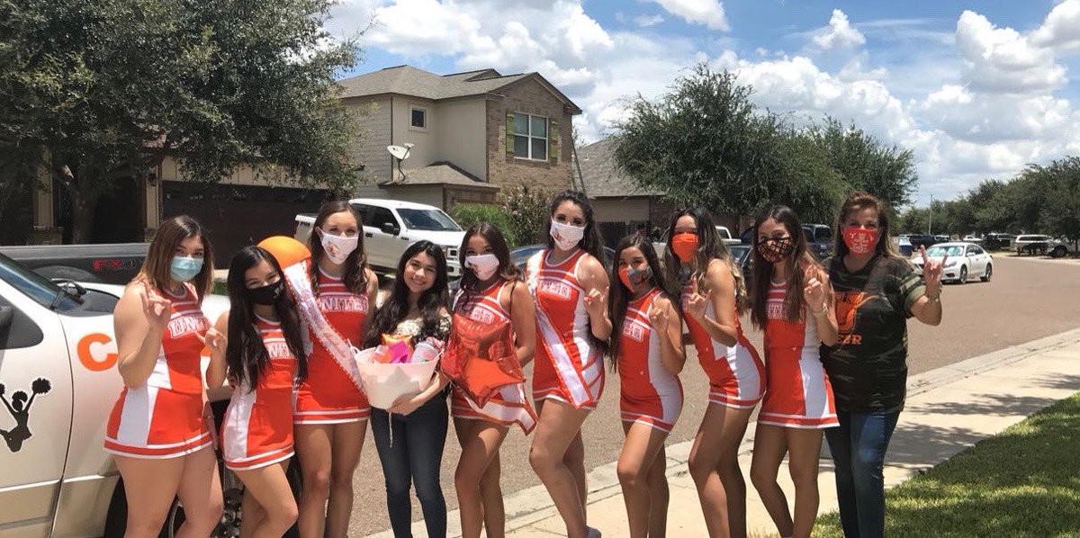 UHS CHEER 2021-2022 tweet media