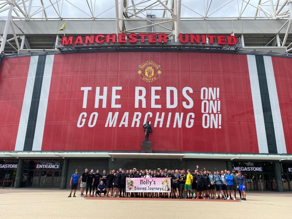 princey_prince's tweet photo. An unbelievable turn out today for Holly. A 25 mile bike ride from Leigh to Old Trafford and back.

All my friends, ex team mates &amp; ex players who I’ve played against over the years to come together for this special occasion is so overwhelming 💖

#HollysHope https://t.co/cGh1XSAWKV