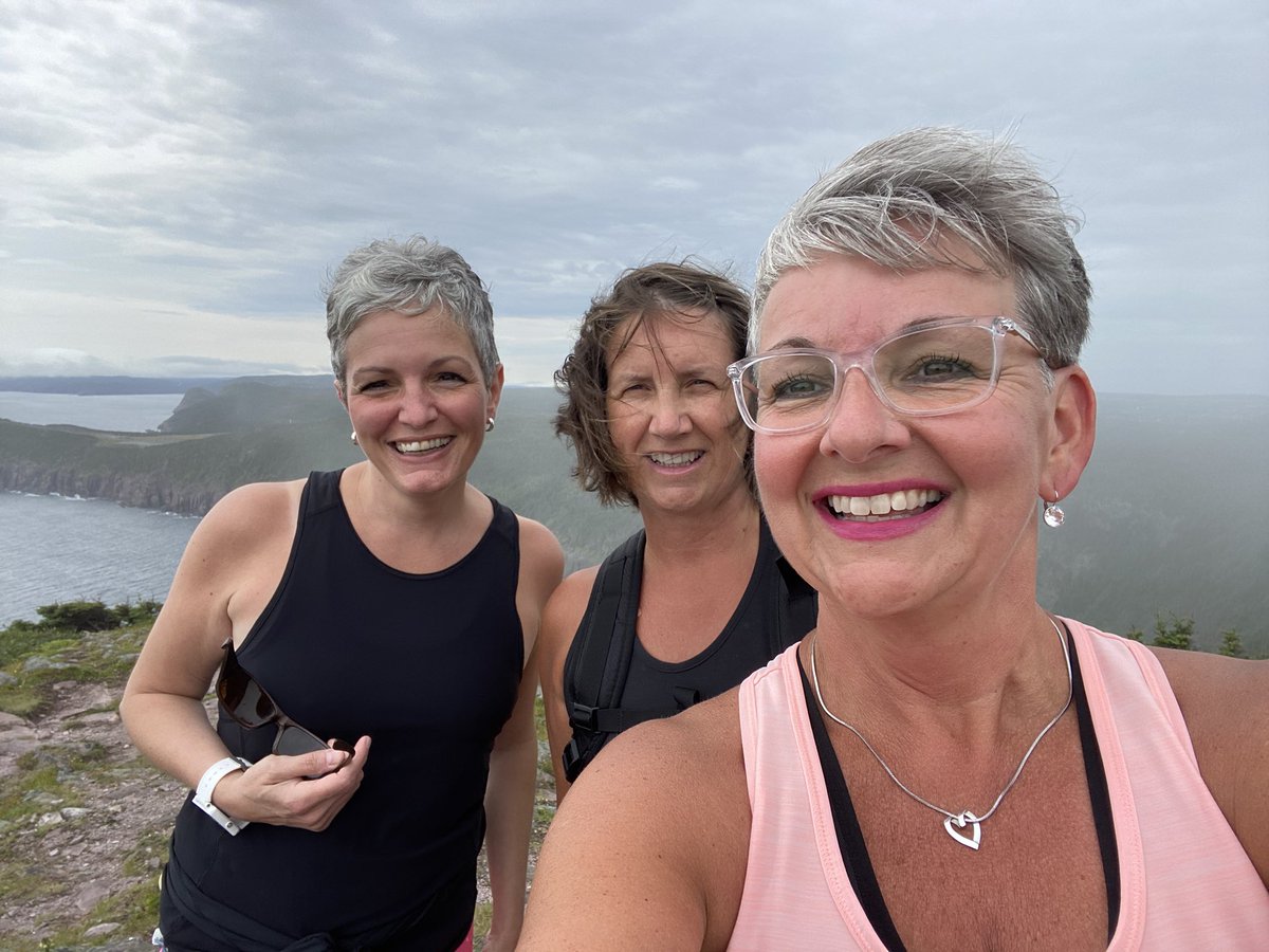 karenpowermcc's tweet photo. Marine Lab to Quidi Vidi #sugarloafpath #sugarloafhead #bawdenshighland #robinhoodbay #smallpoint #toughhike @EastCoastTrail #sunny #rainy @AllTrails https://t.co/NXVWnsZqXp