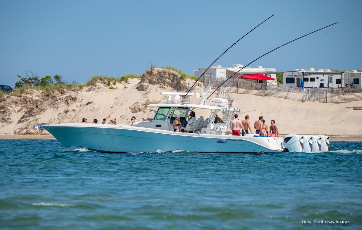 GSBImagesMBusch's tweet photo. Check out this machine @HCBYachts1 @Seven_Marine   HCB 53 SUEÑOS custom #Hydrosports in #MorichesInlet yesterday @FishermanMag @FishNoreast @RealSaltLife https://t.co/3X9AokMSky