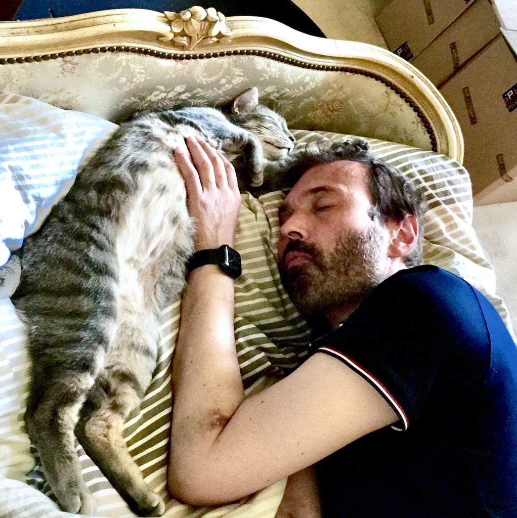 edonline's tweet photo. Ça travaille dur au @ChateauCulan...
Oscar et Édouard en plein brainstorming ! https://t.co/Z0KRx6FKL1