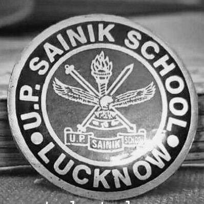 10/nCaptain Manoj Kumar Pandey was a proud  #Upsainian/ from UP Sainik School ( #UPSS). This school is celebrating its diamond jubilee. It was first Sainik School of Country established on July 15, 1960. Also,it was first to allow girl Cadets. And only school with PVC.  @ajaydevgn