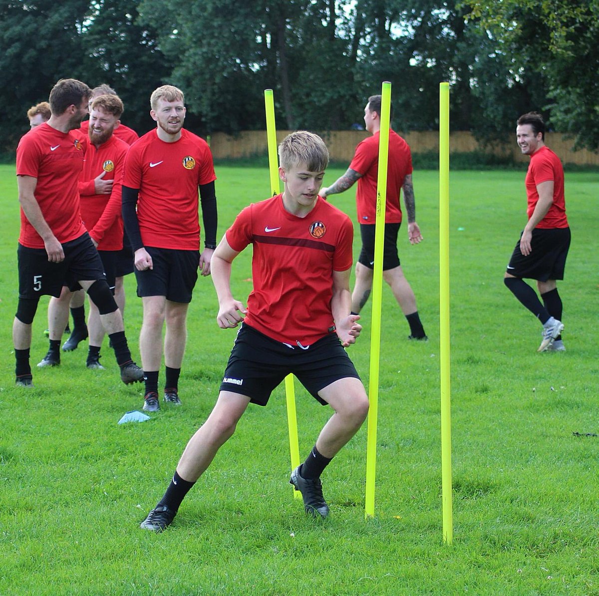 AFC_Stockport's tweet photo. PRE-SEASON TRAINING IS WELL AND TRULY BACK #afcfam #8teams1club https://t.co/Sqr2WNdbsq