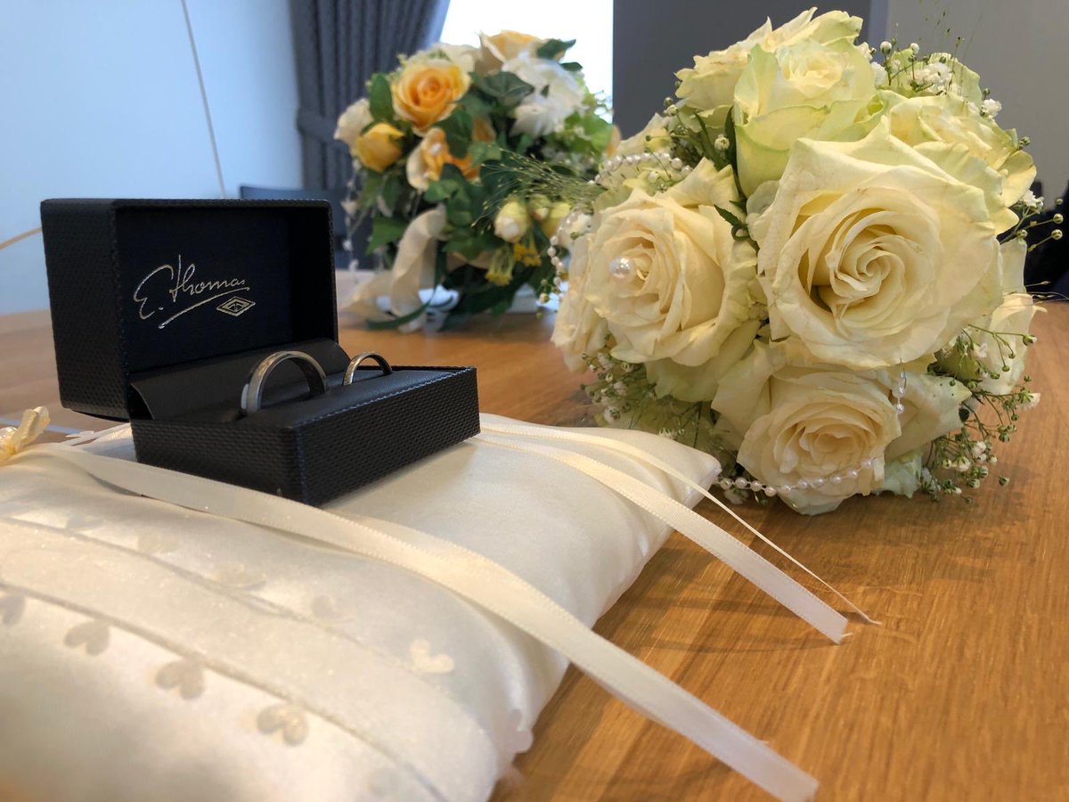 AnnaRobert0411's tweet photo. Standesamtliche Hochzeit 24.07.2020 @TheFink35 https://t.co/fO7tgyirDb