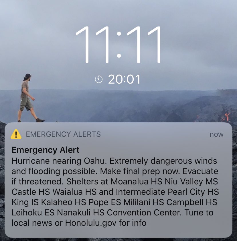 Just got this emergency alert for Oahu and I hear the sirens in the distance  #HurricaneDouglasHawaii  &ndash; bei  Tantalus
