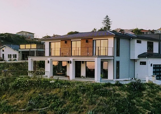 CrystalWind's tweet photo. The Tesla Home: Tesla’s Next Frontier #teslahome #crystalwind #ecofriendly https://t.co/RY7l2MXDTe https://t.co/x7Xw0tR37O