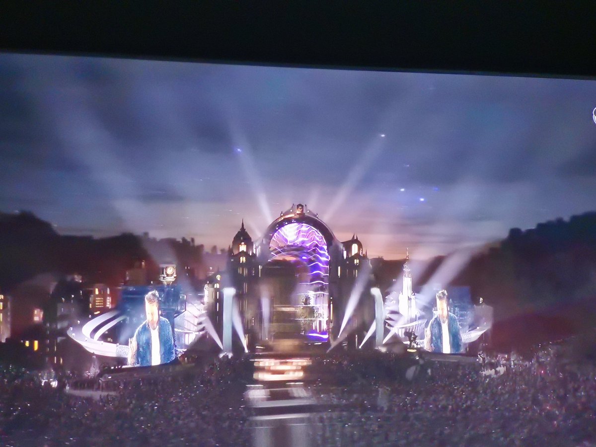 MikeD8090's tweet photo. Woow @davidguetta is really killing it #Tomorrowland2020 #Tomorrowland https://t.co/o8jZJg2VfG