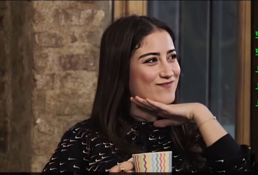 HazCagForever's tweet photo. Día 6 ➪ Con gestos 

#HazÇağChallenger 

#Hazalkaya || #ÇağatayUlusoy https://t.co/tDJ6x5tuzm