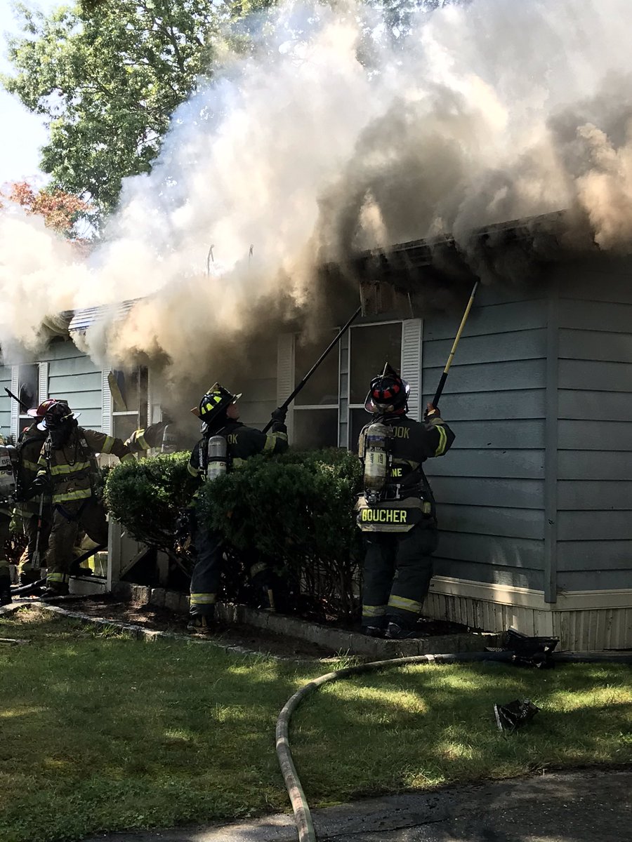 Chief_Ippy's tweet photo. Hot summer’s day fire an important consideration is mutual aid assignments. Better to start additional units sooner then later as heat exhaustion/fatigue will play a factor early into ops. Rehab is also an important & needed aspect of the operation. 📸 #crossbuffjrphotography https://t.co/jaMzJx601k
