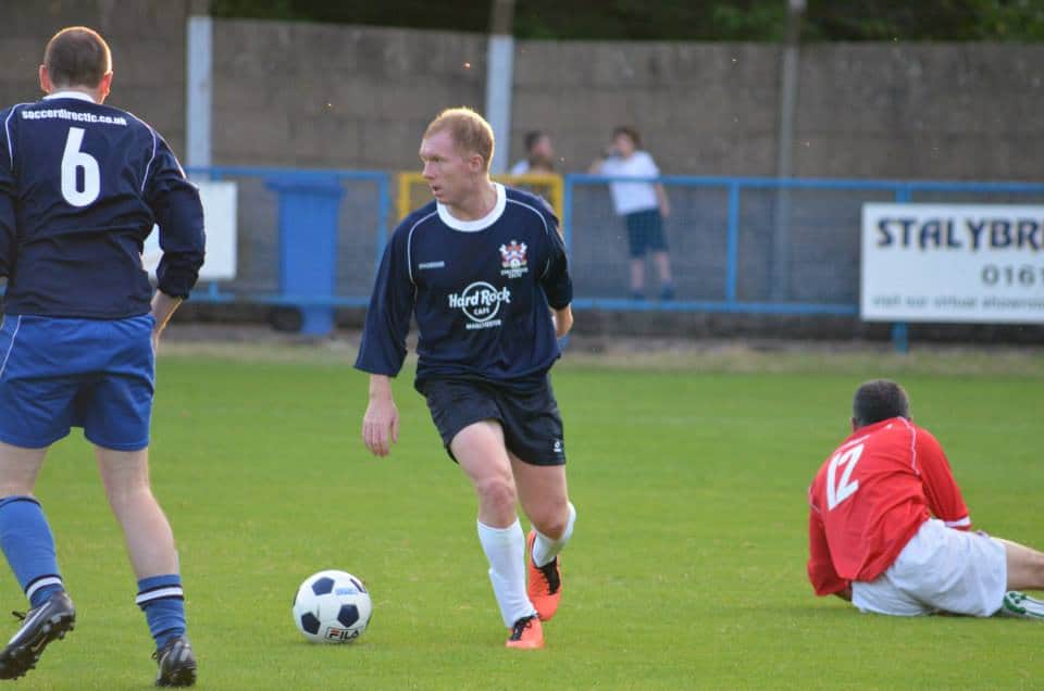 CelticJnrs's tweet photo. On this day in 2013, Paul Scholes, Trevor Sinclair and Alan Wright turned out for Stalybridge Celtic Juniors in that year's Coaches v Dads fundraiser

#stalybridge #celticjuniors #grassroots #football #celticfamily #scholes #ManUtd #mancity https://t.co/rIrVJyrTUt