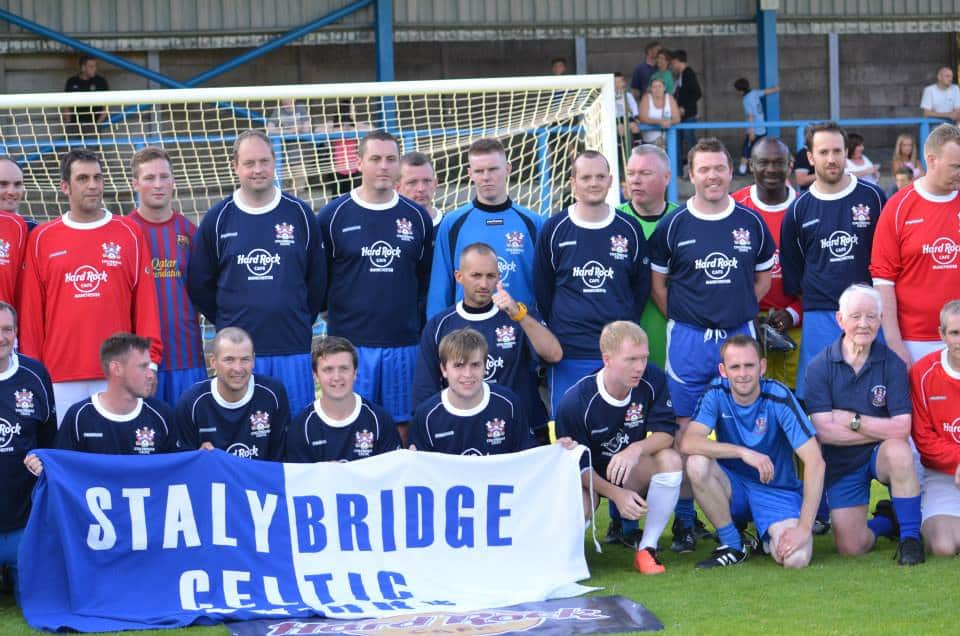 CelticJnrs's tweet photo. On this day in 2013, Paul Scholes, Trevor Sinclair and Alan Wright turned out for Stalybridge Celtic Juniors in that year's Coaches v Dads fundraiser

#stalybridge #celticjuniors #grassroots #football #celticfamily #scholes #ManUtd #mancity https://t.co/rIrVJyrTUt
