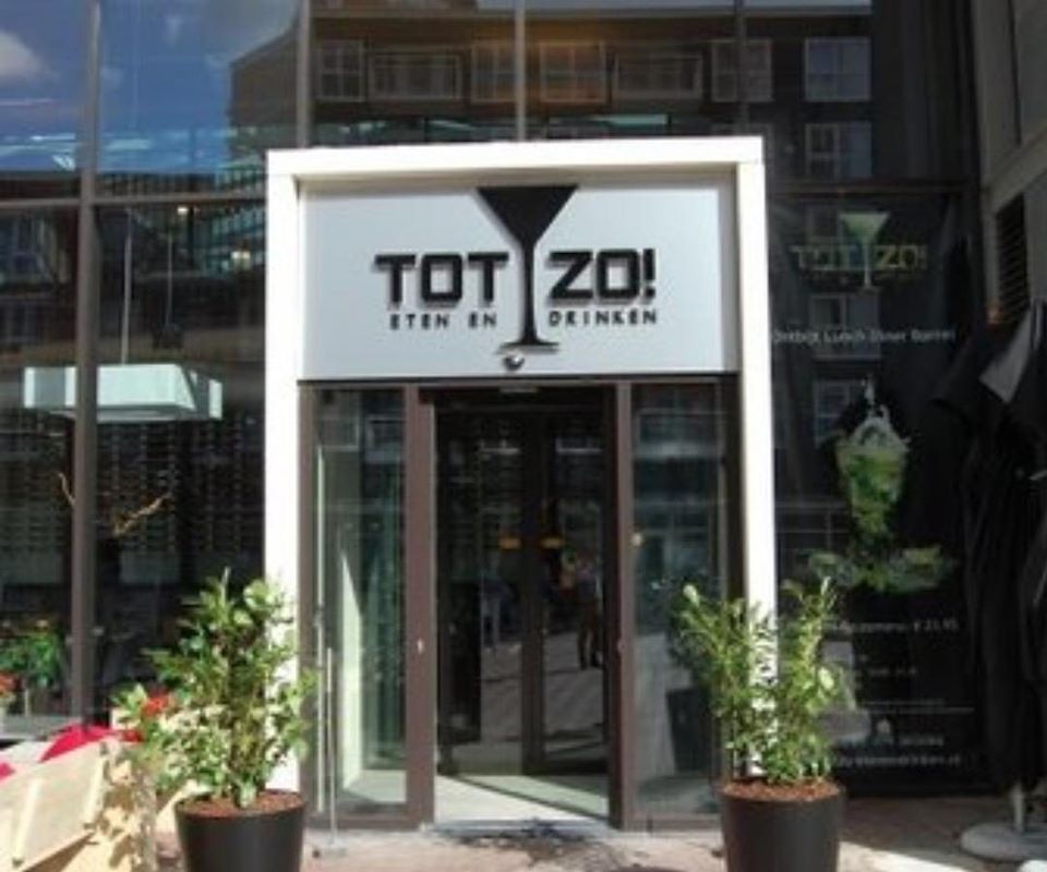 JilkeyC's tweet photo. @restauranttotzo heeft zich ook aangesloten bij de Jilkey app.  Binnenkort kan je hun online menukaart inzien.

#jikey #zoetermeer #gerechten #menukaart #etenendrinken https://t.co/Ex5pEwz1WP