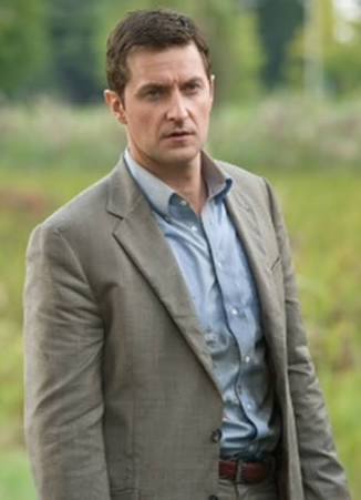 atrA208's tweet photo. #RichardArmitage #GaryFuller #IntoTheStorm https://t.co/nbJBWje9cd