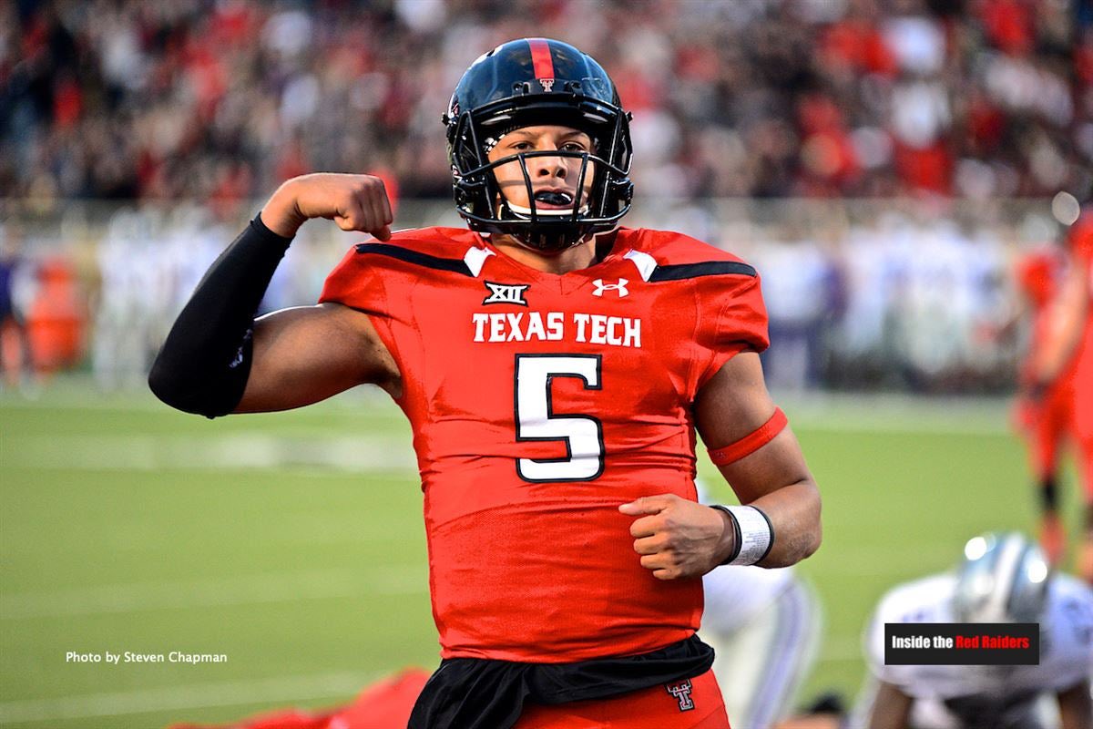 HP113k's tweet photo. #AGTG Weโve been waiting on this one! Iโm happy to announce that after a conversation with @MTommerdahl I have received an offer from The Texas Tech University! #WreckEm #GunsUp https://t.co/uCQgDV9Jbo