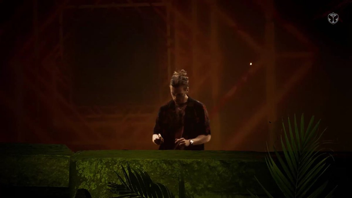 MXTomorrowWorld's tweet photo. YELLOW CLAW en el Cave Stage #Tomorrowland #Tomorrowland2020 Is on fire!! 🔥🔥🔥🔥🔥 https://t.co/tgbmBZZlah