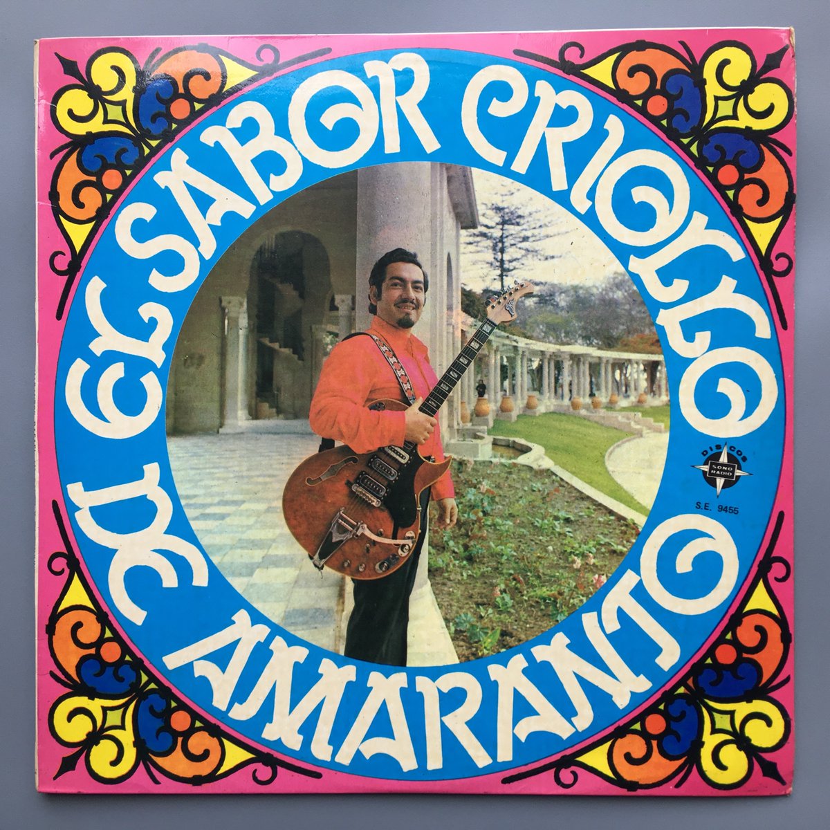 PeoplesGDArc's tweet photo. Highlight from the People! Rafael Amaranto y su Conjunto — El Sabor Criollo de Amaranto LP cover, 1974. designer Octavia Santa Cruz, photographer Carlos Domínguez. contributed by: @nicksherman
#PeruvianDesign #PeoplesGDArchive #graphicdesignarchive #graphicdesign #designarchive https://t.co/ESrYO4bE9Q