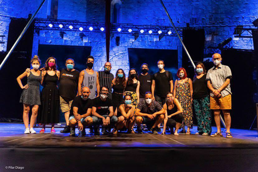 cemart_juntaex's tweet photo. Grandes aplausos anoche en el escenario del Festival de Teatro Clásico “Castillo de Peñíscola”, con @JuntaEx_Cultura, para la Obra “Hipólito”, @maltraviesoT y La Almena Producciones. Una interpretación genial y un mensaje extraordinario”, me dice Carles, Director del Festival https://t.co/cHS8fK2pIv