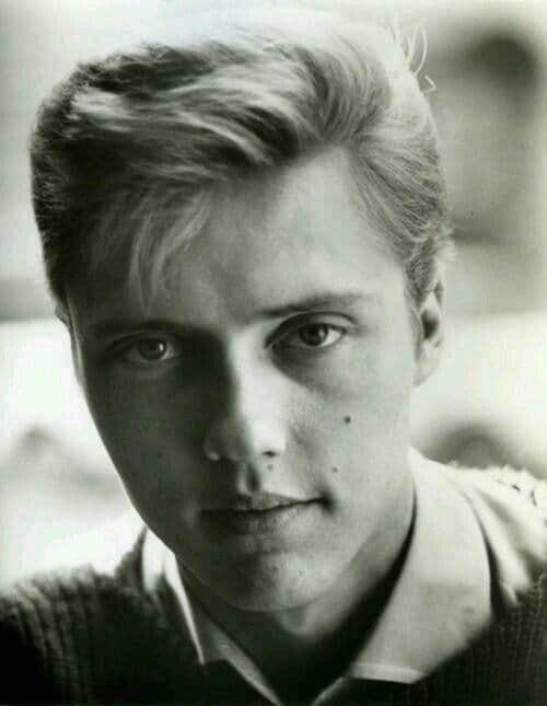 De cuando Christopher Walken parecía Scarlett Johansson.
