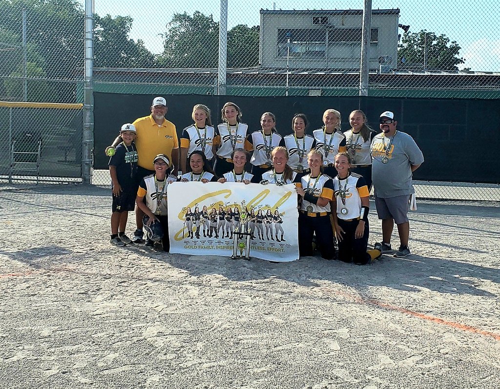 heidiMphoto's tweet photo. These ladies... what a way to end a season! All day on the field to win!! Wizard Wind Down 16u Silver Champs. This team was special. So glad the got to send out the year this way. Having fun and bringing the wins. Thanks @Ann16u @Gold_Fastpitch @kaleigh2023 #special https://t.co/AEEzfltgxR