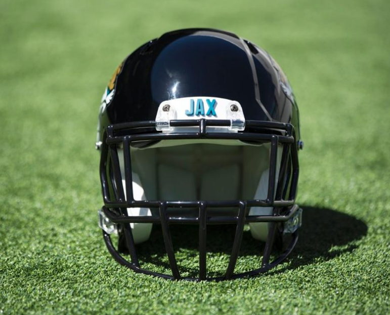 3DBUMPERS's tweet photo. @Chai_Dinar Thank you for the follow!  Enjoy close-up photos of @3DBUMPERS for the @Jaguars https://t.co/7Cx3dzFoHD