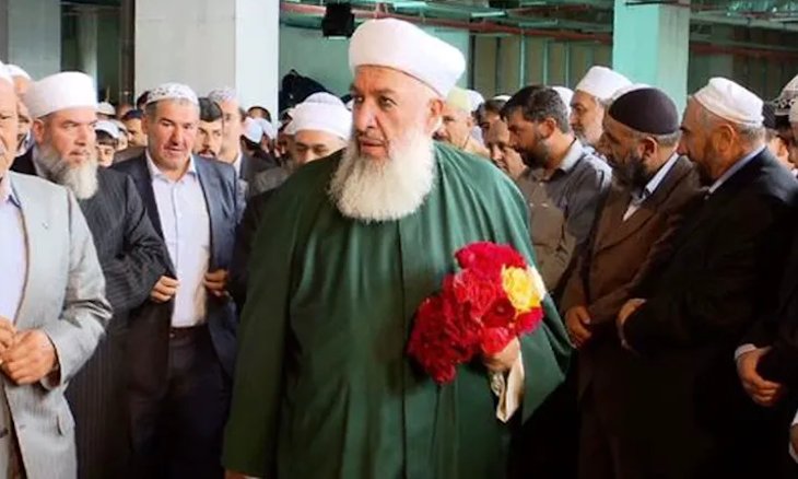 Naiklah satu nama gerakan lagi di Turki iaitu Menzil. Meskipun menteri sendiri yang menafikan, mereka ni tetap wujud.Menzil ni berbeza sikit dari Gulenis.