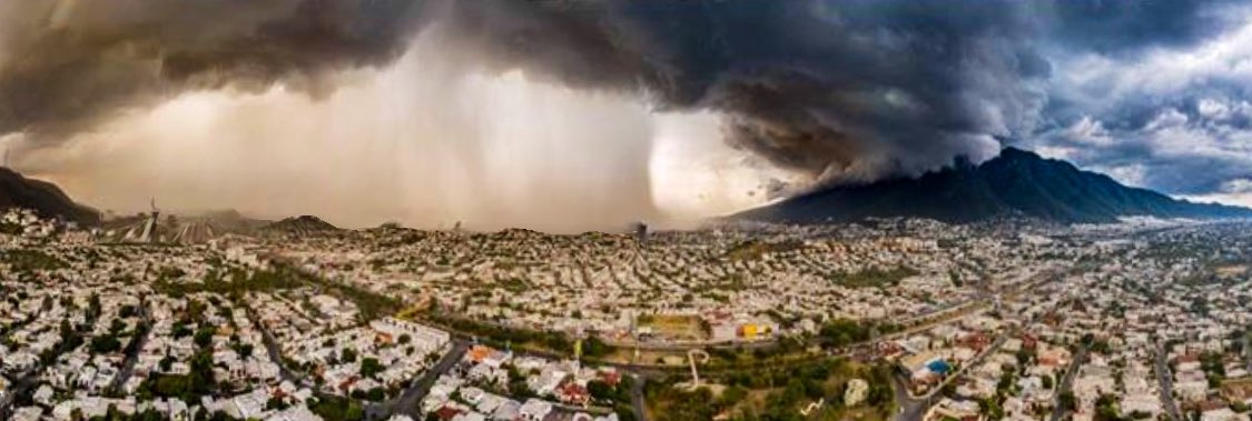 joluisgarcia's tweet photo. ¡De colección! Domingo 26 de Julio 2020. 
Paso de #Hanna por #Monterrey. 
Foto: Daniel Hernández https://t.co/jillkICj9r