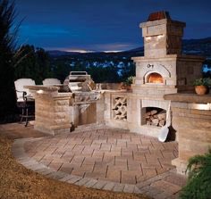 Mikehomeseller's tweet image. Which outdoor kitchen do you like?

#OutdoorSpaces #Realtor #FunSpaces #Cooking