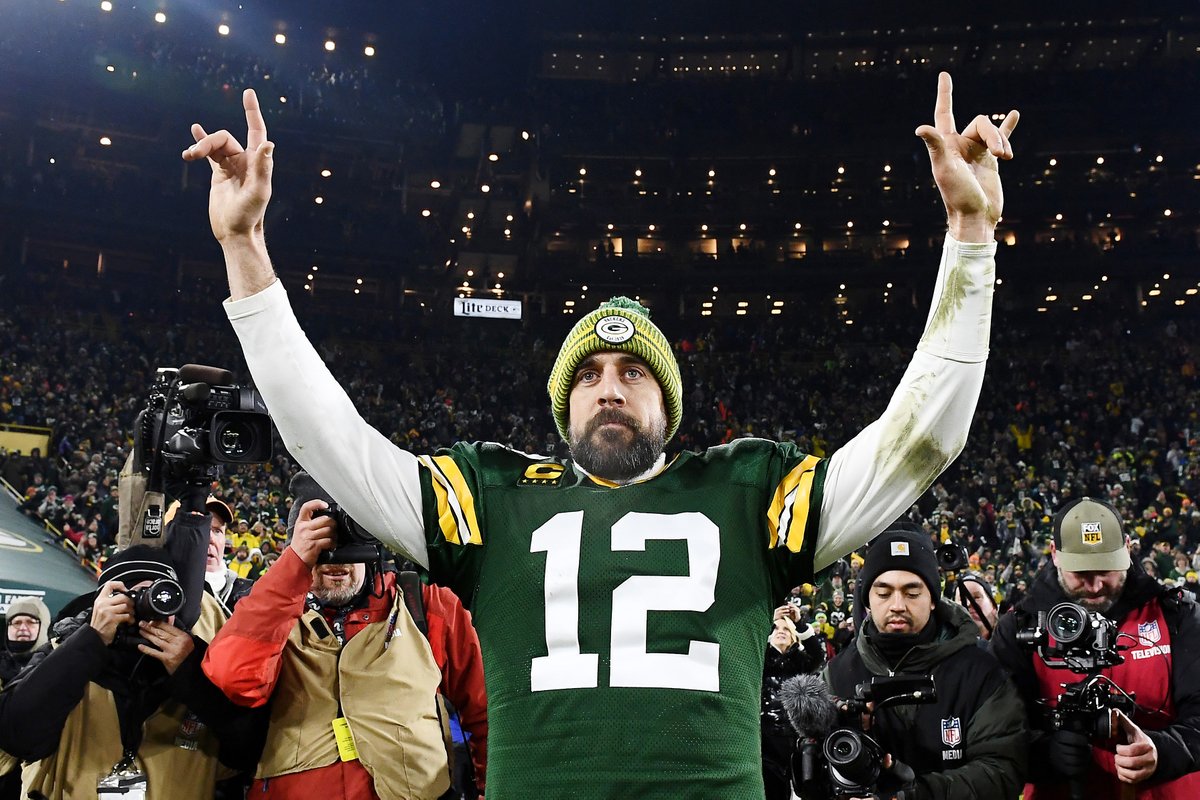 CBSSportsHQ's tweet photo. Josh Allen vs Aaron Rodgers
(Last 8 full games played in 2019)

Allen                     Rodgers
11/2       TD/INT        10/2
1,591   Pass Yds       1,678
6           Rush TD       0 
57.5      Comp %       58.7%
90.6     Pass Rating  84.2

Where's the respect for Josh Allen?? https://t.co/WdHXVVeF0N