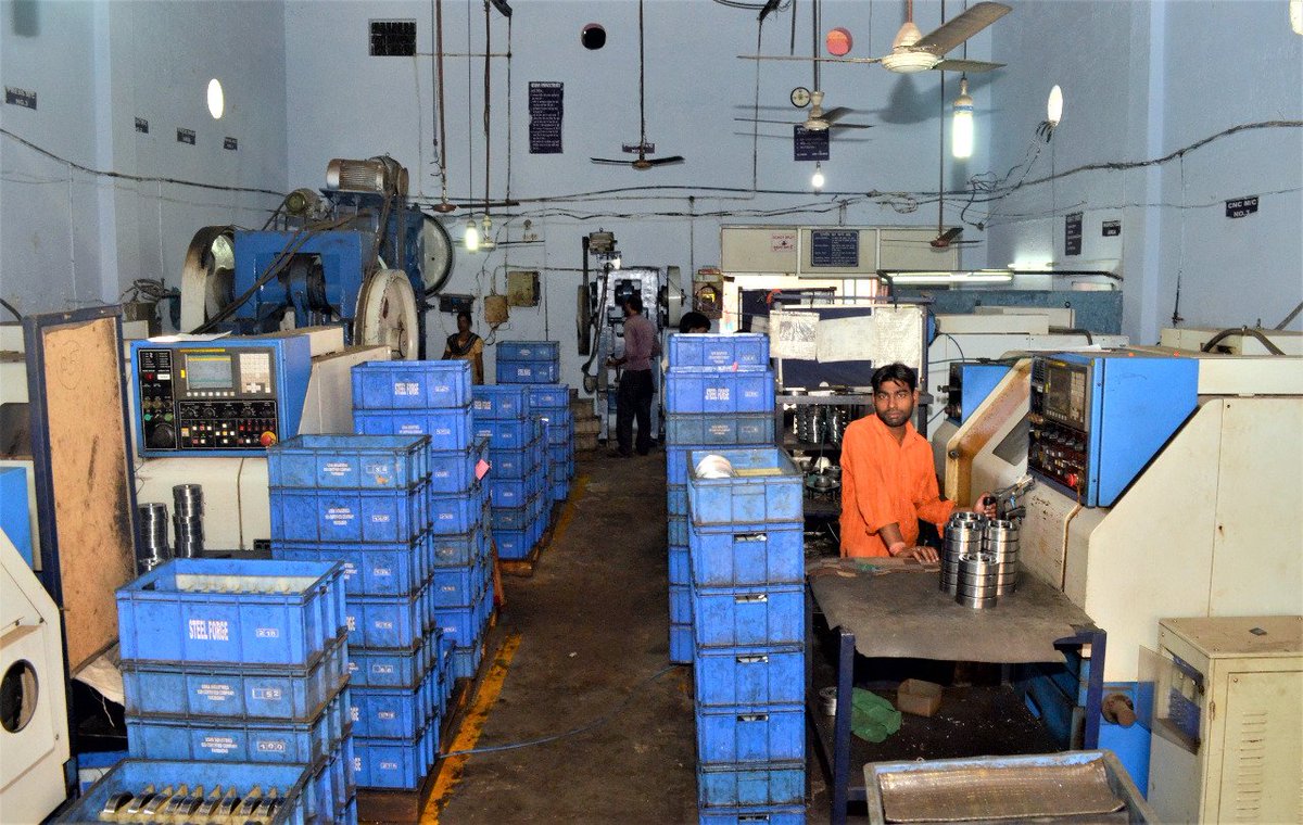chandrabprasad_'s tweet photo. #DalitPower #bydalitscom #DalitCapitalism
Ballabhgarh:
Set up by 1st Gen Dalit Entrepreneur Mr Ashok Kumar, his *Usha Industry* makes AC Tension Wheels, Rotor Pulley, Hydraulic Sylinder etc, has 30 skilled workers, employes THEM as well, Foreign Car Makers his main clients... https://t.co/IgzRGFZ7Fq