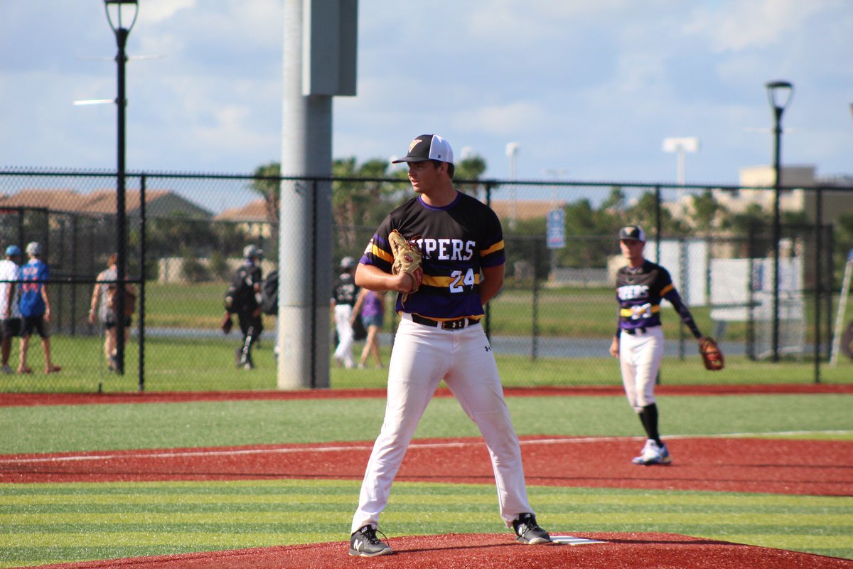 craftylefty2020's tweet photo. Pitching last weekend @PSBaseballinc The Wave in Melbourne https://t.co/nBIxwNaHCM