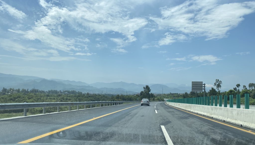 After a night stopover in Multan headed to Nathiagali - The quicker route is one that bypasses Islamabad and takes you from the Abbottabad side - via the newly opened Hazara Expressway which has some great panoramic views of the surrounding plain and hills