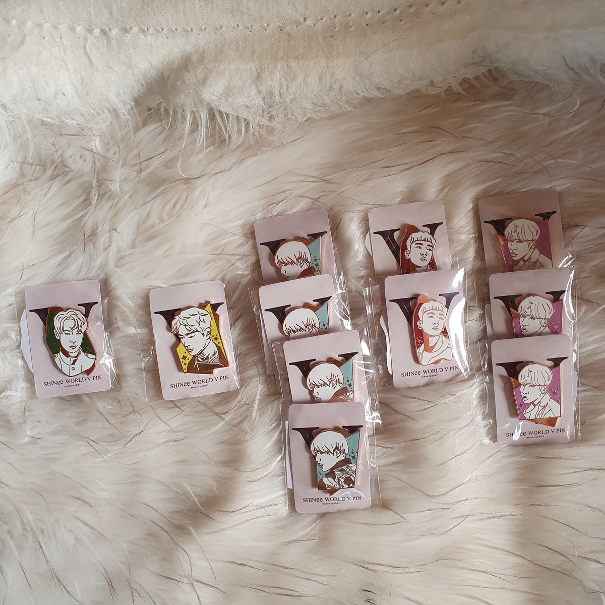 moonrapbbit's tweet photo. SWV PINS
Pin Stocks left:
O:1
J:3
K:2
M:1
T:4
-
INT Order: https://t.co/S6wNLmMvQY
PH Order: https://t.co/edUdSbA1ub
#SHINEE #SHINeePin #Onew #Taemin #Key #Minho #Jonghyun #moonrapbbit #ShineeWorldV https://t.co/zU3WbSAXNo