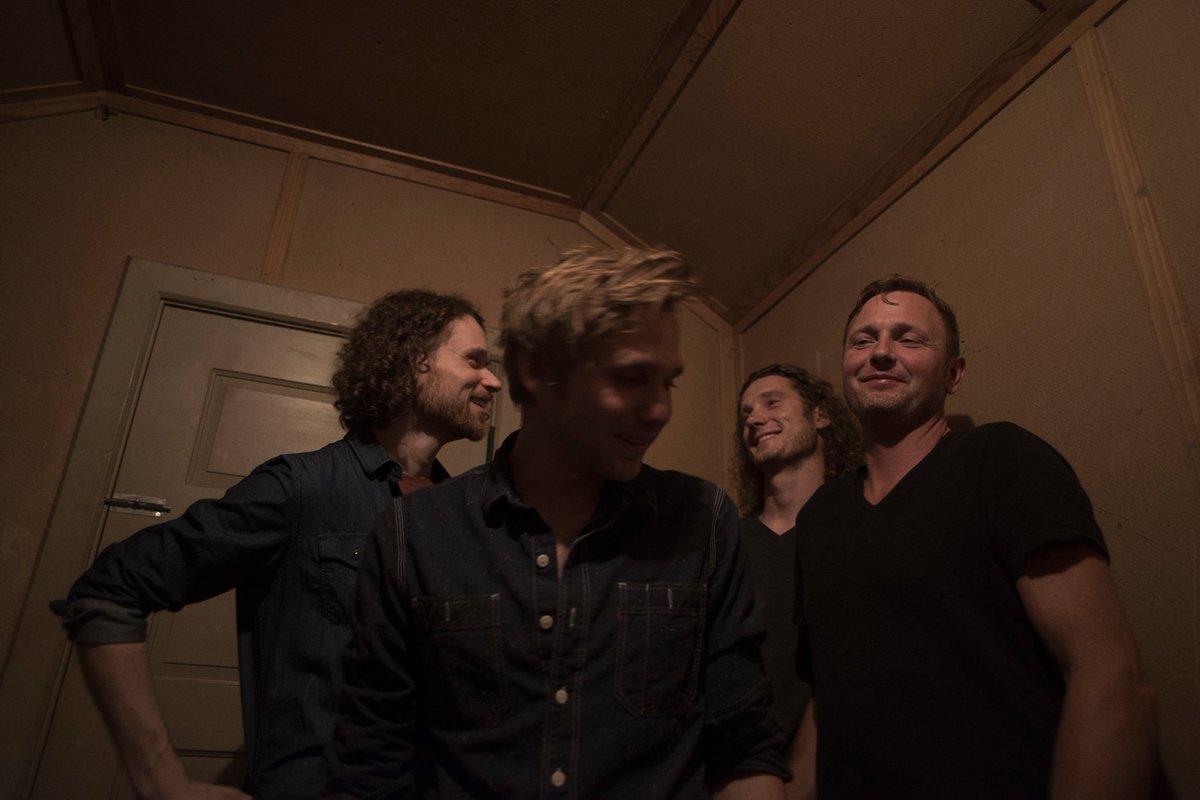 Virtuosity Worldwide Radio #VWRadio tweet media