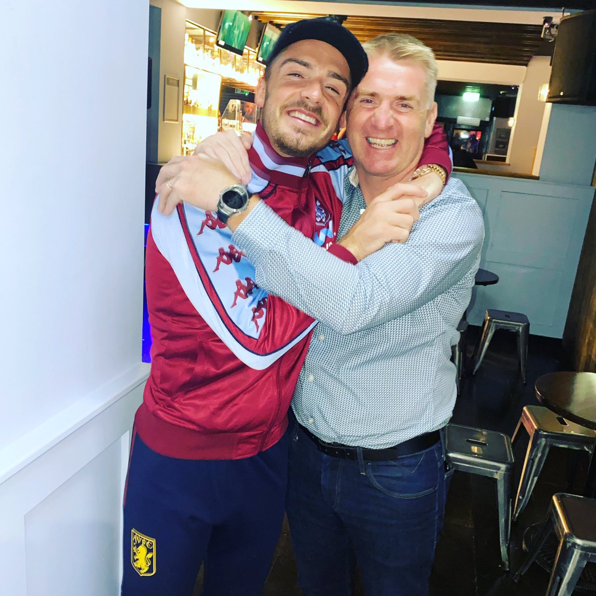 JackGrealish's tweet image. Gaffer ❤️⚽️