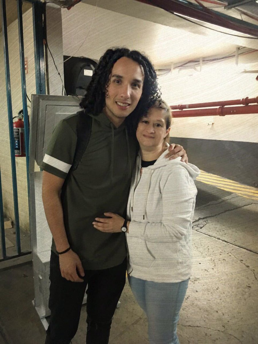 Ginnagari's tweet photo. @Jorge_Anzaldo Son años viendo cómo logras tus sueños y admirando tus triunfos, estoy muy orgullosa de ti y se que vienen cosas increíbles y aquí estaré a tu lado apoyándote como siempre Jorge! 💚 #ApreciaciónRuler https://t.co/24wygh4yB9