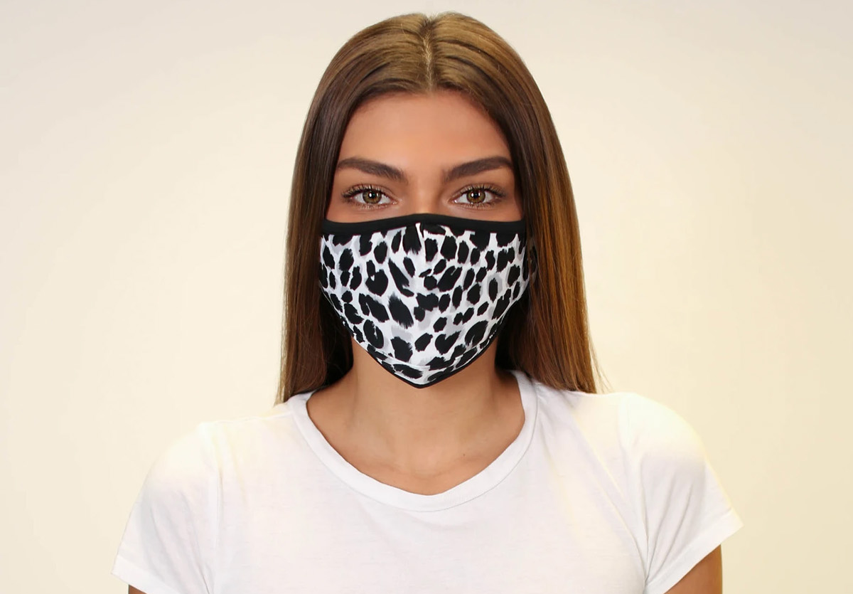wigsalon's tweet photo. #wigs @barb_ws 
https://t.co/5ZGYKiwPJB
We have 30% OFF our Best Wig brands but ALSO if you place one of our Germ Killing MASKS in your basket, the MASK IS FREE with your wig order. check them out - 
https://t.co/5ZGYKiwPJB https://t.co/6D8Txc7Sh4