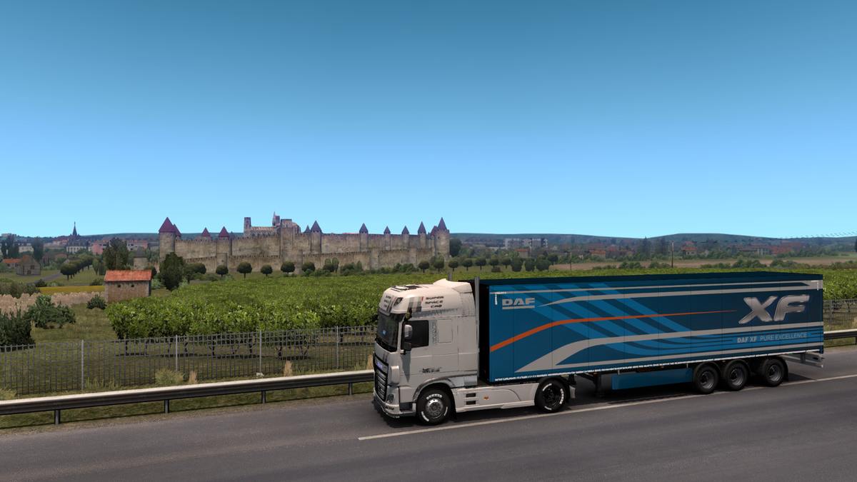 GeekPenguin2019's tweet photo. @SCSsoftware @DAFTrucksNV More of #DAFUnityEdition paint jobs. https://t.co/iPEwQIHI6I