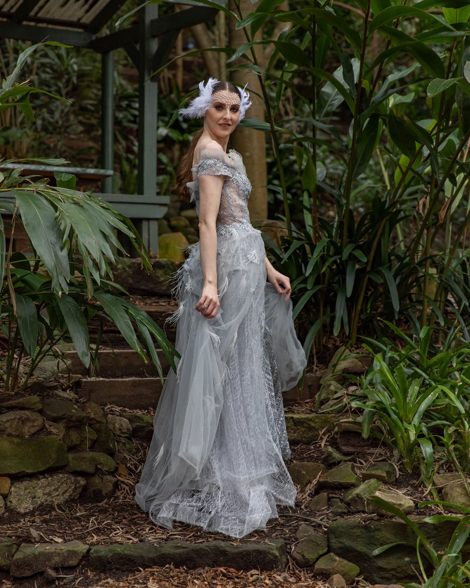 _JessicaGrace__'s tweet photo. Fight for your fairytale, it exists✨
Photographer @lbportraitphotos 
MUA @ronaldallansantos 
Dress @miss_saryta https://t.co/ti9o8Qq9Fc