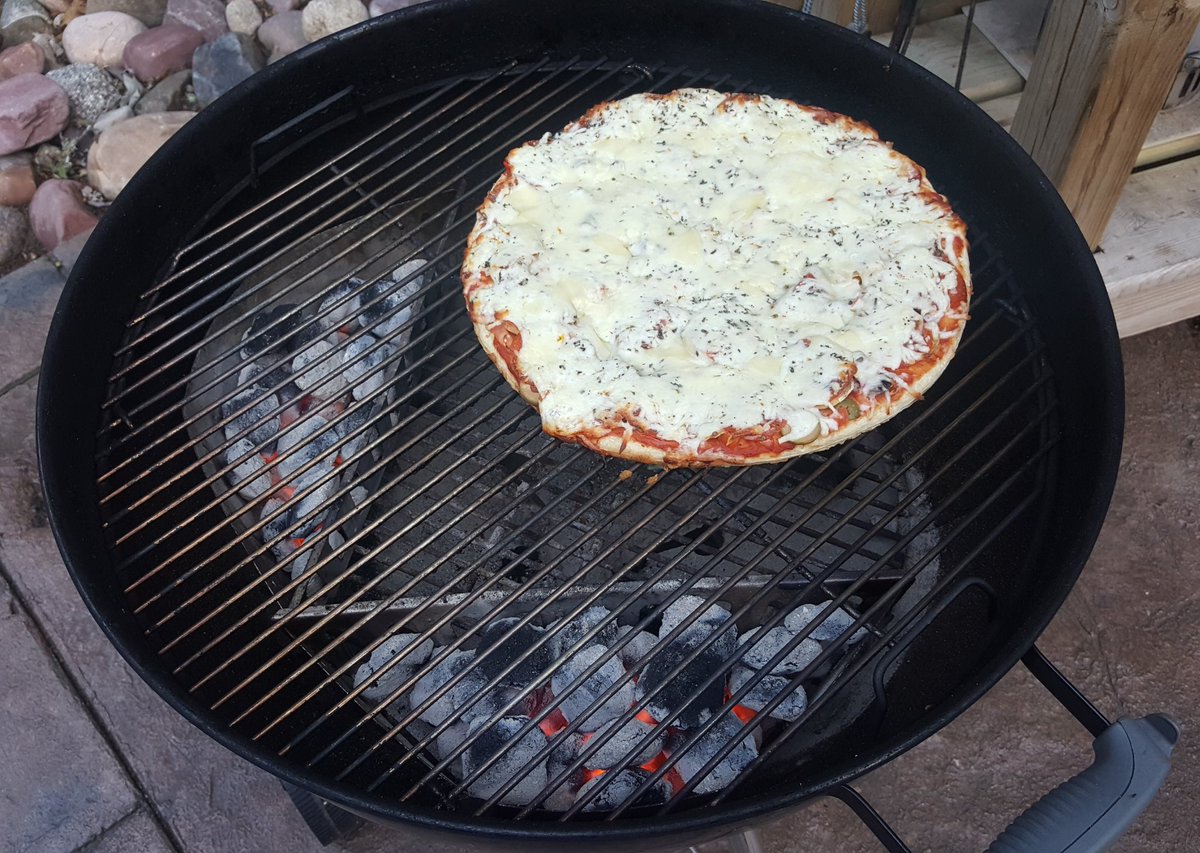 fargodoghouse's tweet photo. The ONLY way to bake homemade 'za! @WeberGrills @Kingsford https://t.co/EPjPszikqP