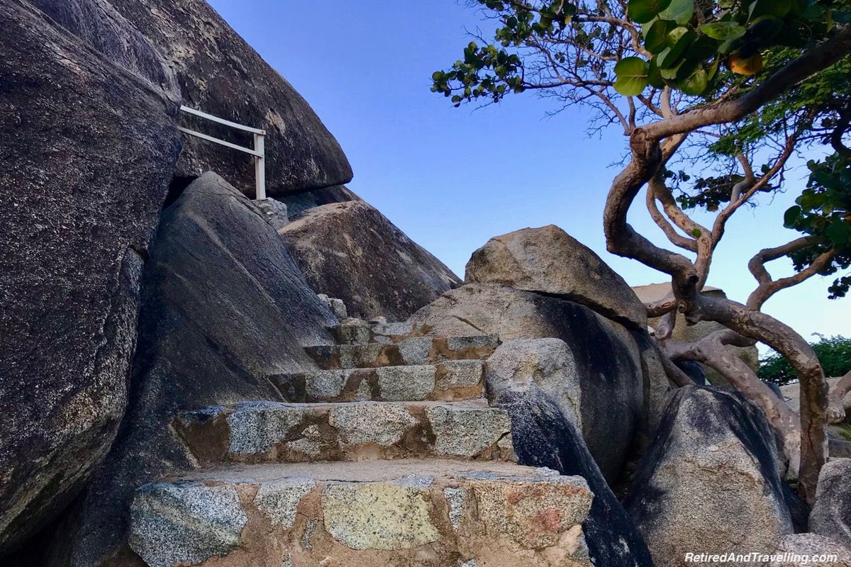 Want a Caribbean island to visit?  Aruba is opening up. retiredandtravelling.com/a-cruise-ship-… Check out what it will take to plan a visit <a href="/ArubaTravel/">ArubaTravel</a>