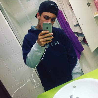 Miticocrazy1's tweet photo. #NuevaFotoDePerfil https://t.co/BbrLYHlA7u