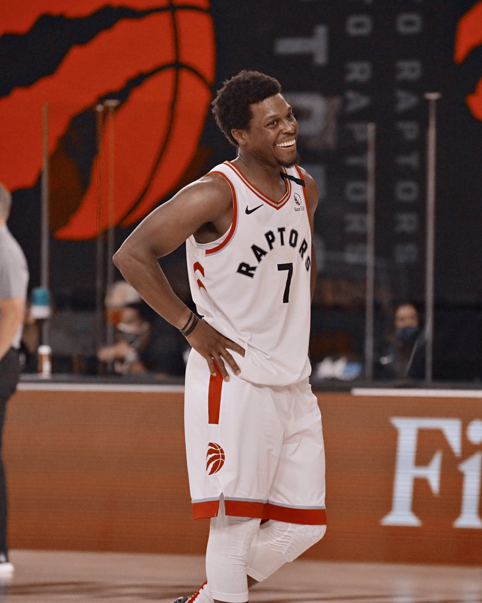 Raptors's tweet photo. Casual scrimmage W. 

Raptors 110 - Blazers 104

#WeTheNorth https://t.co/ReCuyjVJeA
